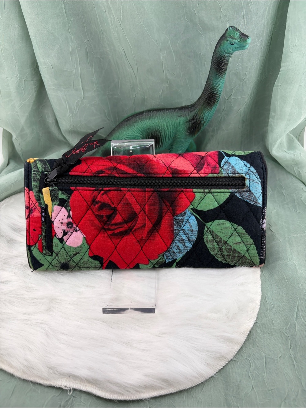 Vera Bradley Quilted Trifold Wallet in Havana Rose | Magnetic Closure - Picture 2 of 8